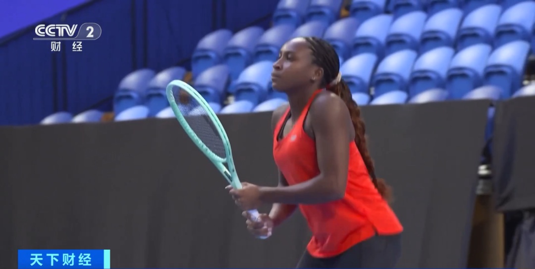 女篮和康涅 女篮和康涅