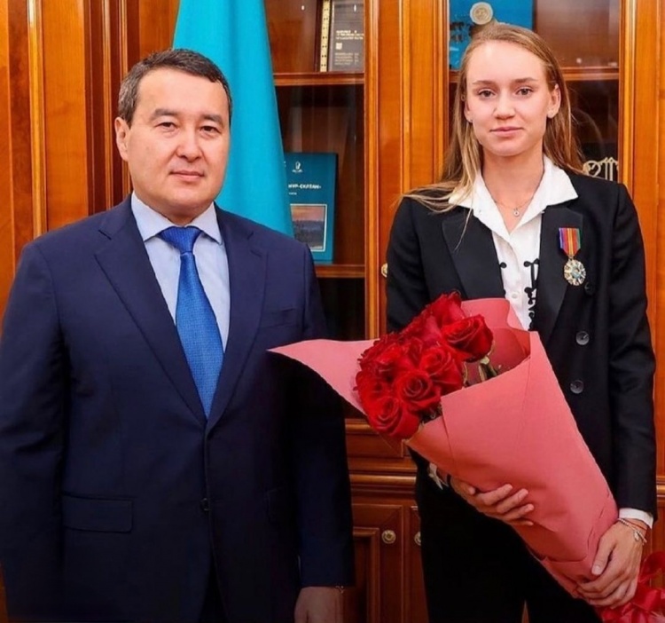 兼具可读性 兼具可读性